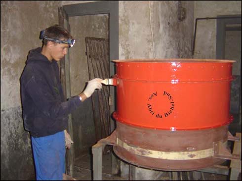 Premi�re couche de peinture pour les filtres