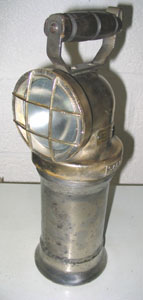 Lampe portative Maginot ?